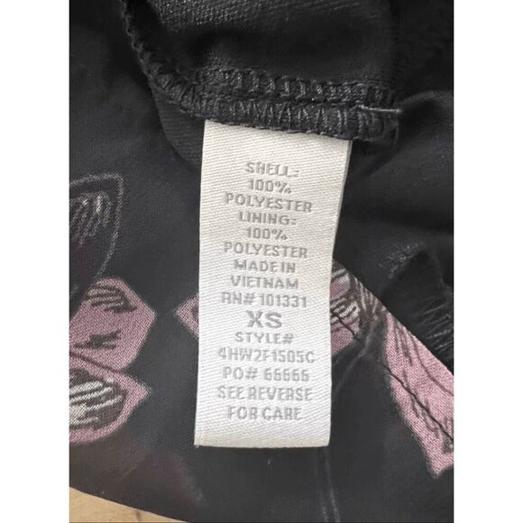 Black Pink Floral Chiffon Romper Size XS Short Lined Elastic Waist Button Front - Picture 9 of 11